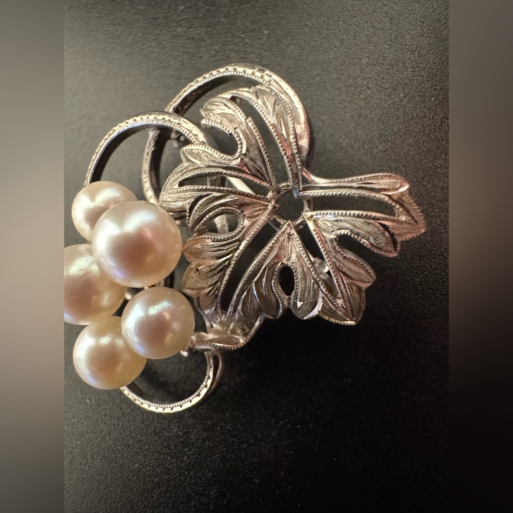 Vintage Mikimoto Akoya Pearl Brooch Sterling Silver Grape Cluster - Japan - EUC - Picture 4 of 8